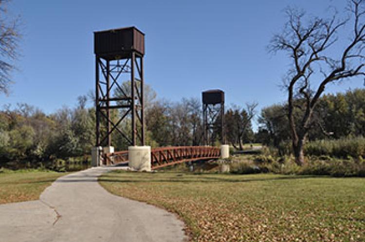 This image shows the bridge at Lindenwood Park.