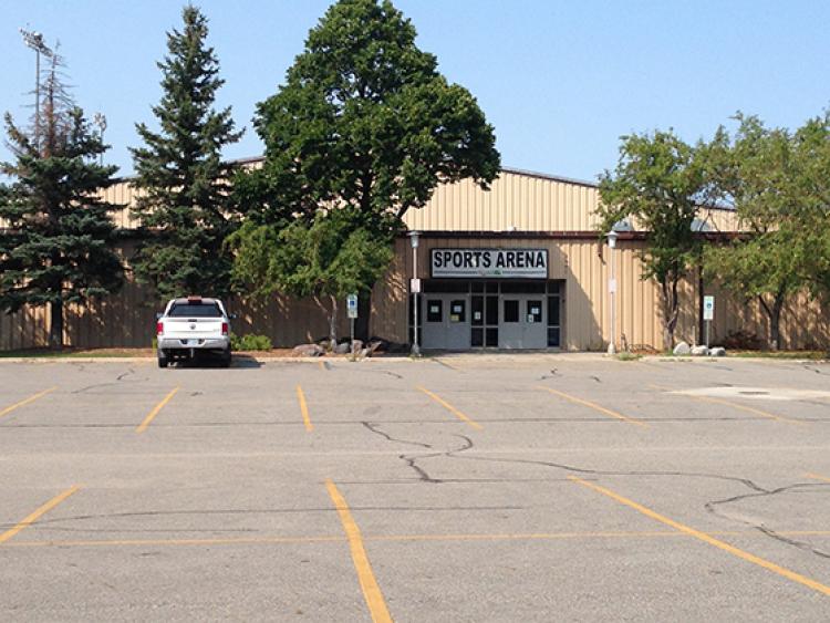 Sports Arena Fargo Parks