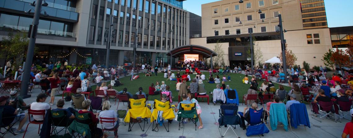 Photo of people enjoying music at broadway square