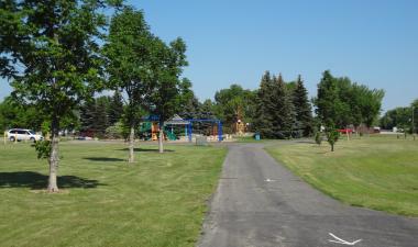 This image shows the recreational trail at Brunsdale Park.